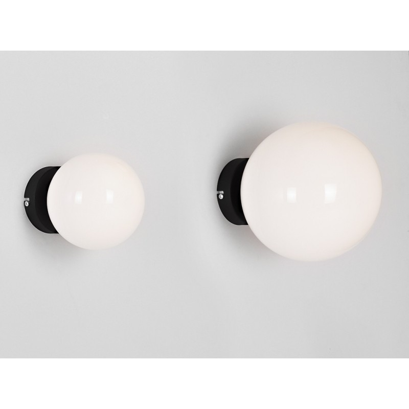 Lampa ścienna MANEN M